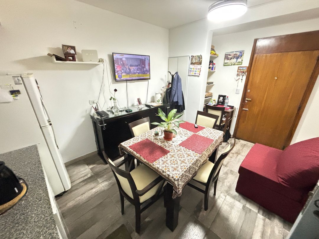 VENTA DEPARTAMENTO 2 AMBIENTES PATIO ALMAGRO SUBTE