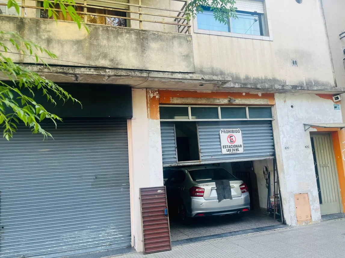 Casa de 3 ambientes en venta en Villa Lugano, Calle Lisandro de la Torre 4700, foto 2