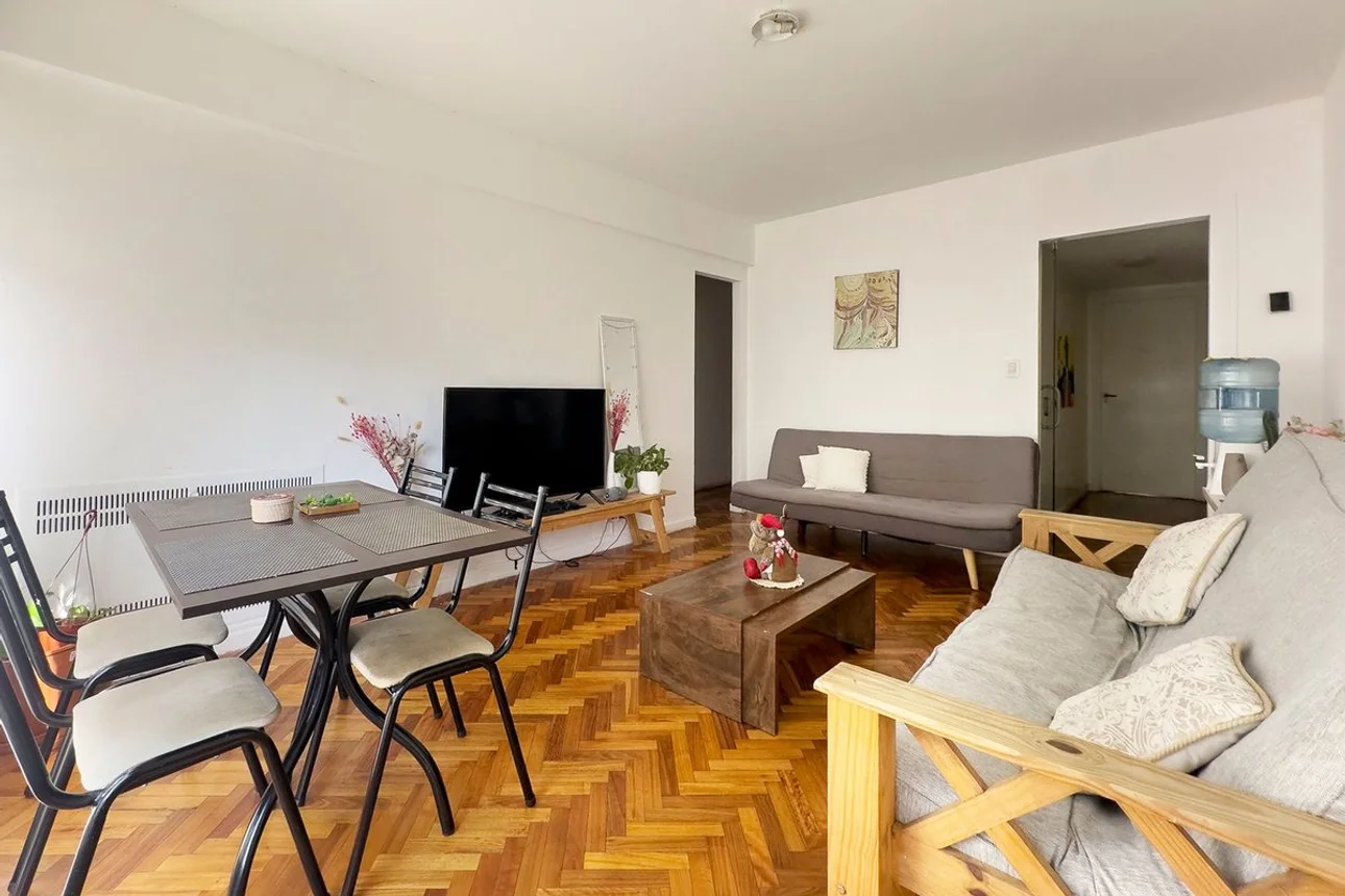 Departamento de 4 ambientes en venta en Retiro, Paraguay 800, foto 3