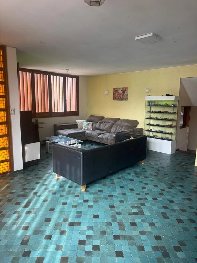 Casa de 7 ambientes en venta en Mendoza, Huarpes 1800, foto 3