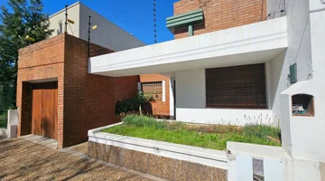 VENTA CASA 3 AMBIENTES QUILMES CENTRO