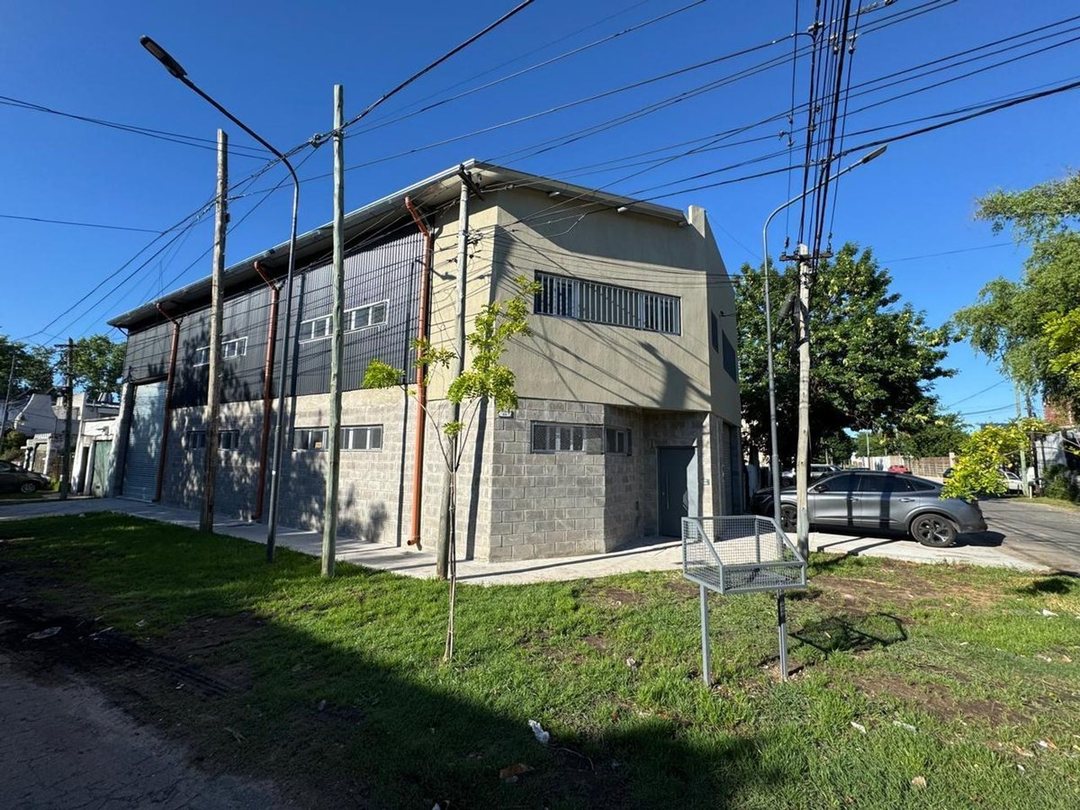 Venta Galpón en Tigre a estrenar