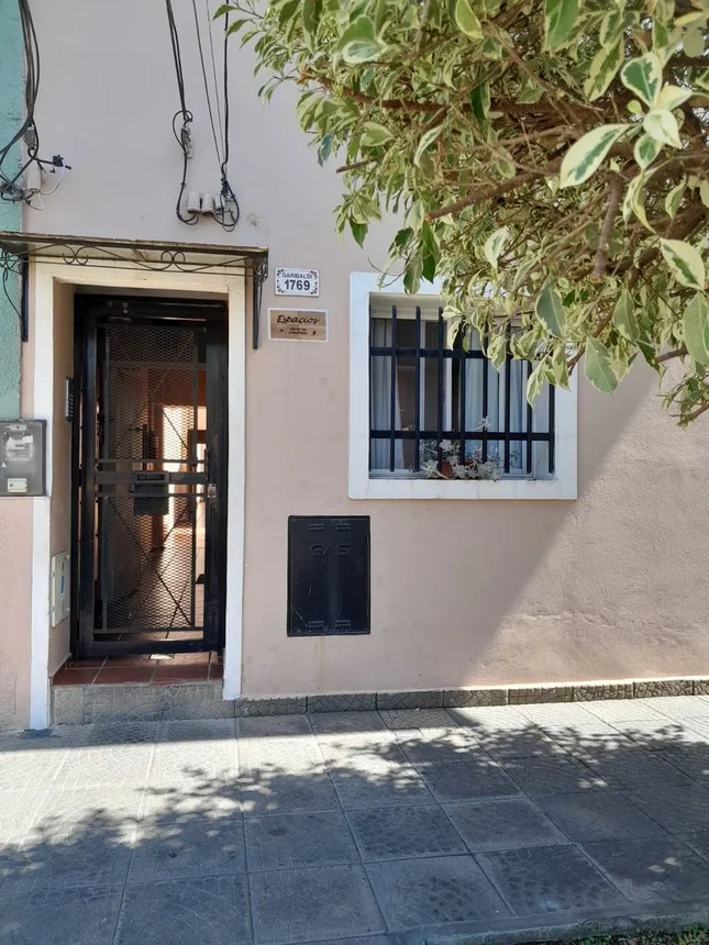 PH en venta en Villa Luzuriaga, Garibaldi 1700