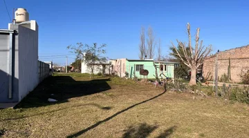 Terreno de 270 m² en Mora