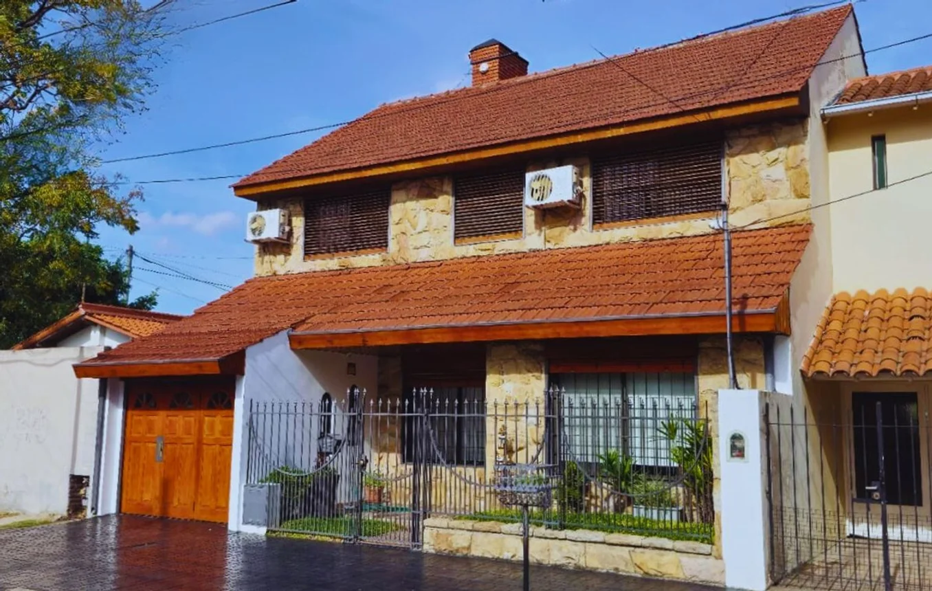 Casa en venta en Haedo, foto 3