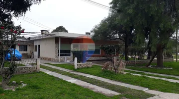 VENTA CASA GRAN TERRENO ESQUINA, ATLÁNTIDA