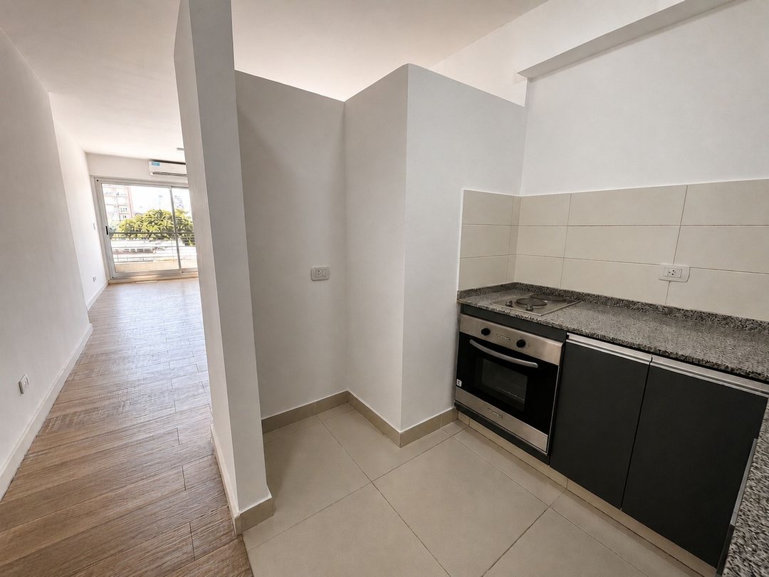 VENTA MONOAMBIENTE CON COCHERA SAN CRISTOBAL