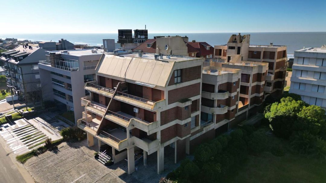 VENTA DEPARTAMENTO PINAMAR 3 AMBIENTES