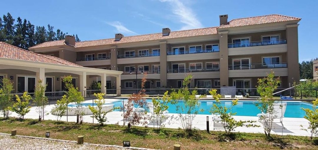 ALQUILER 2 AMBIENTES LIQUIDAMBAR PILAR