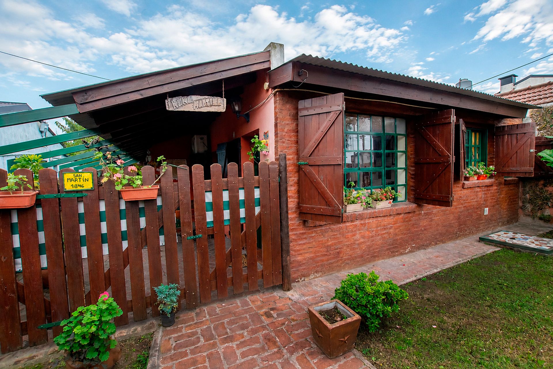CASA EN VENTA 3 AMBIENTES EN LONGCHAPS