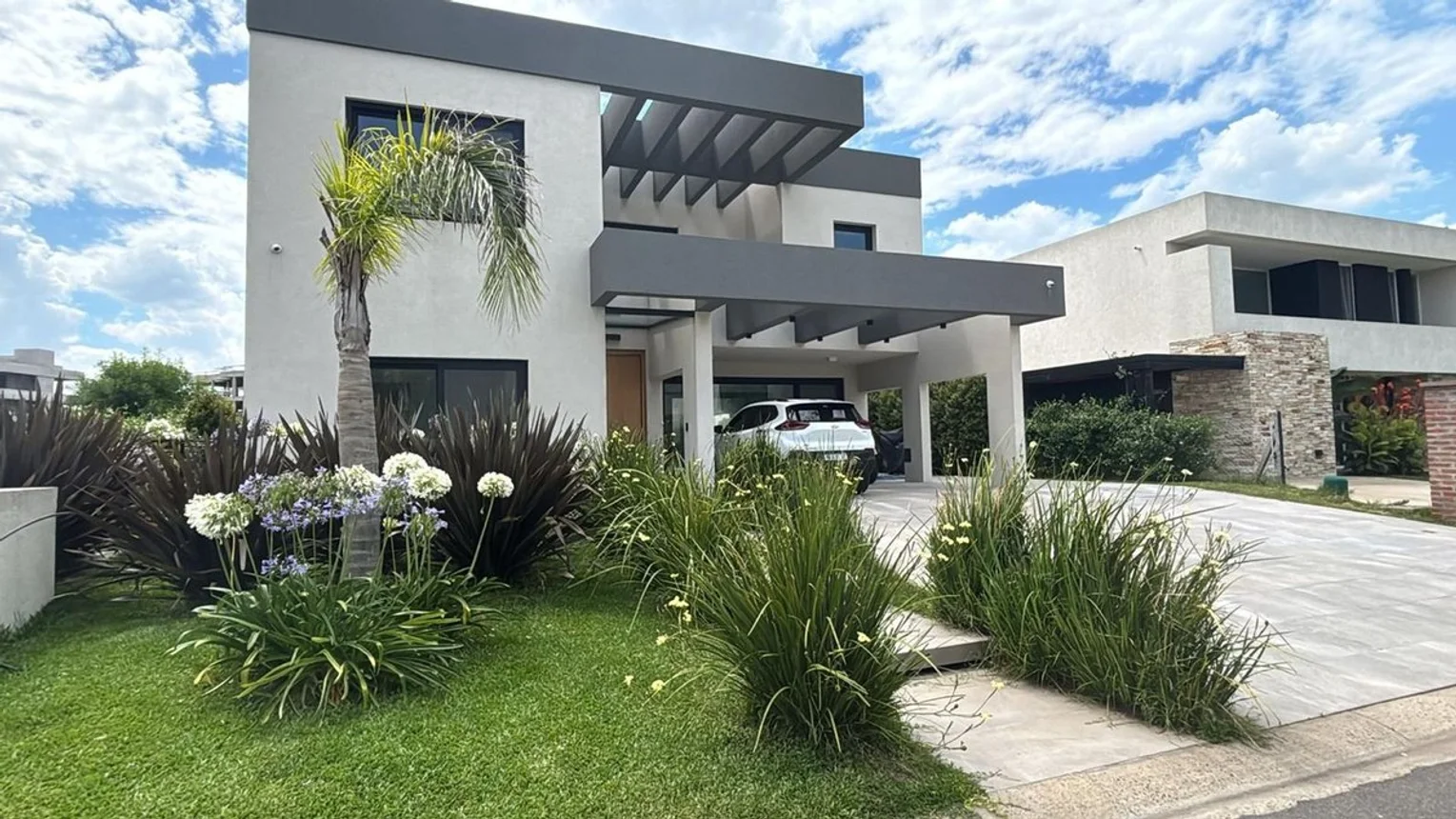 Casa en alquiler en Villa Rosa, Caamaño 1000