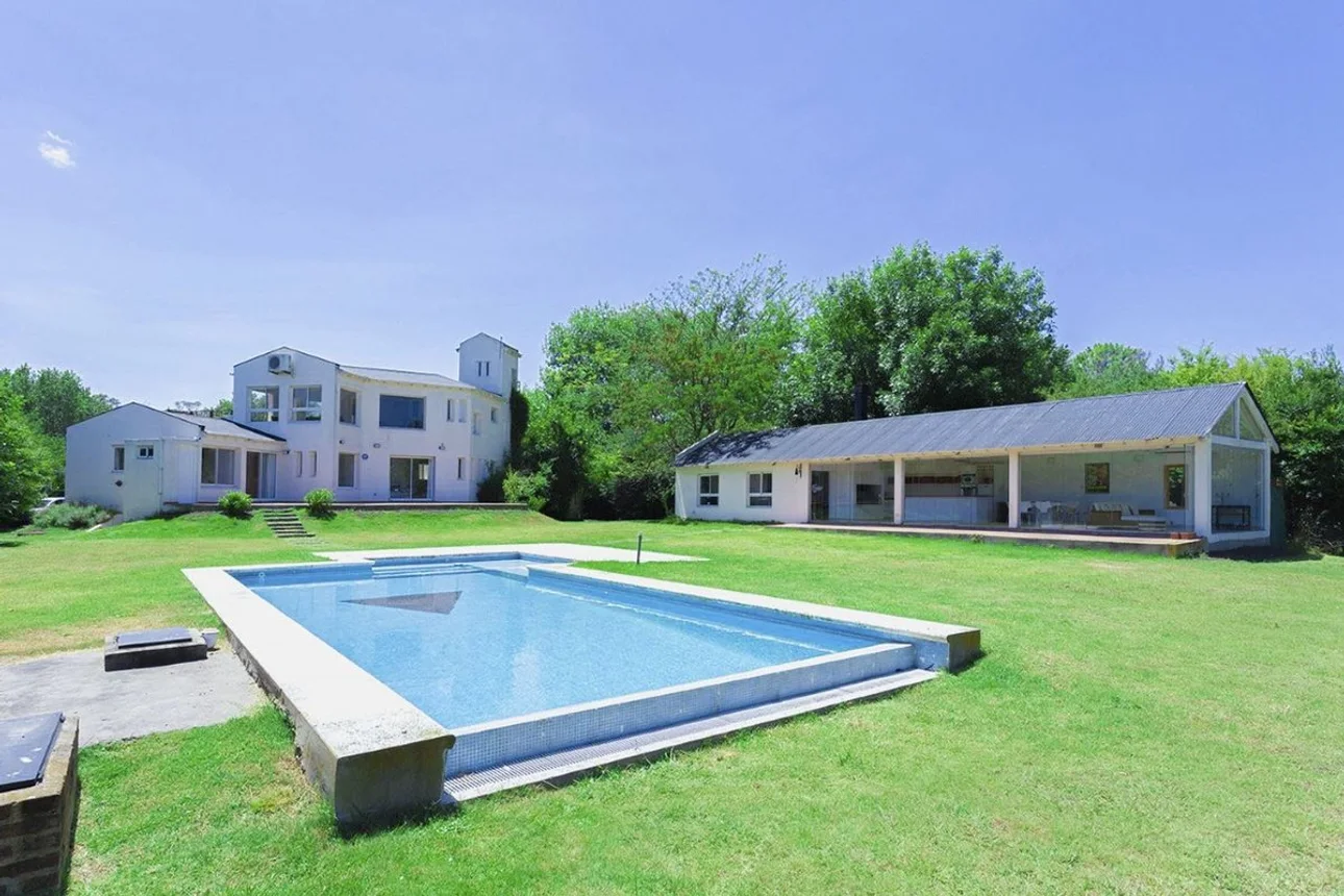 Casa de 10 ambientes en venta en Ezeiza, Teniente Juan Gabot 2500, foto 3