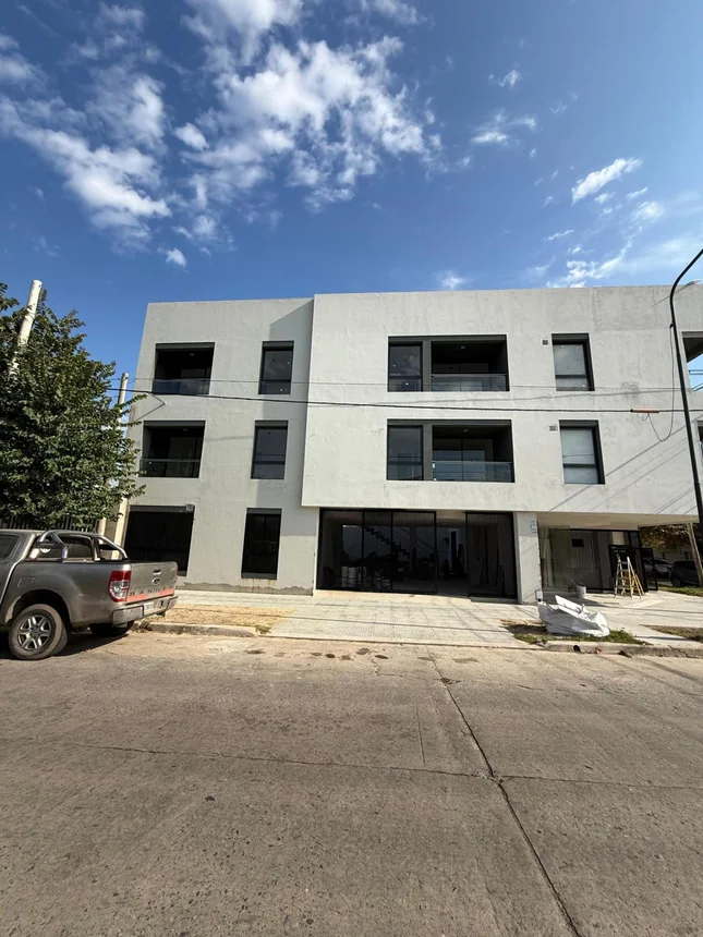 Departamento en alquiler en Santa Fe, Llerena 2300, foto 2