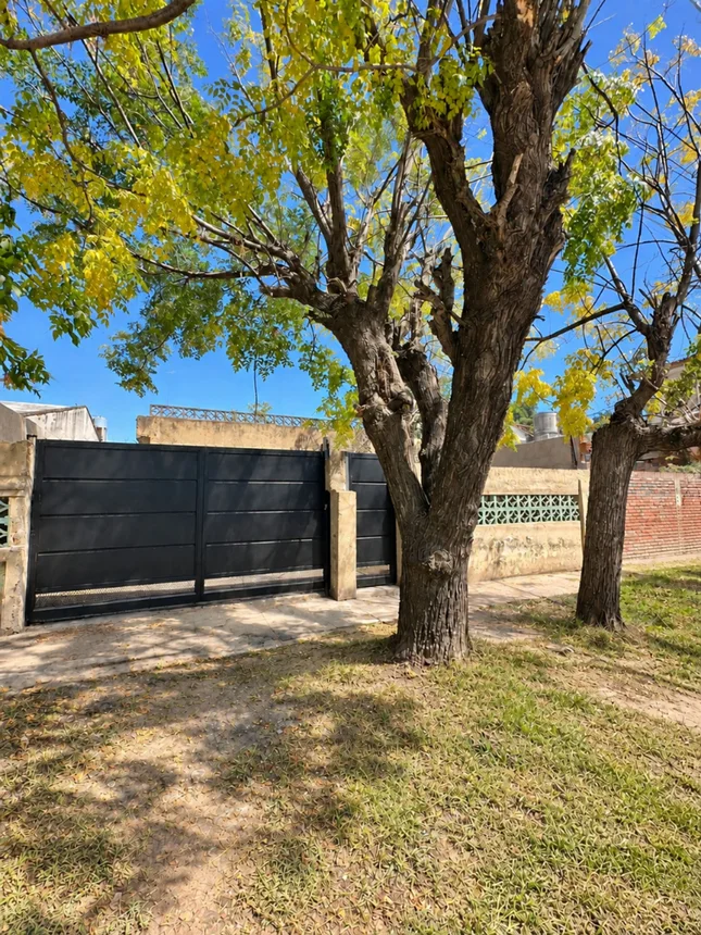 Casa en venta en Ituzaingó, foto 2