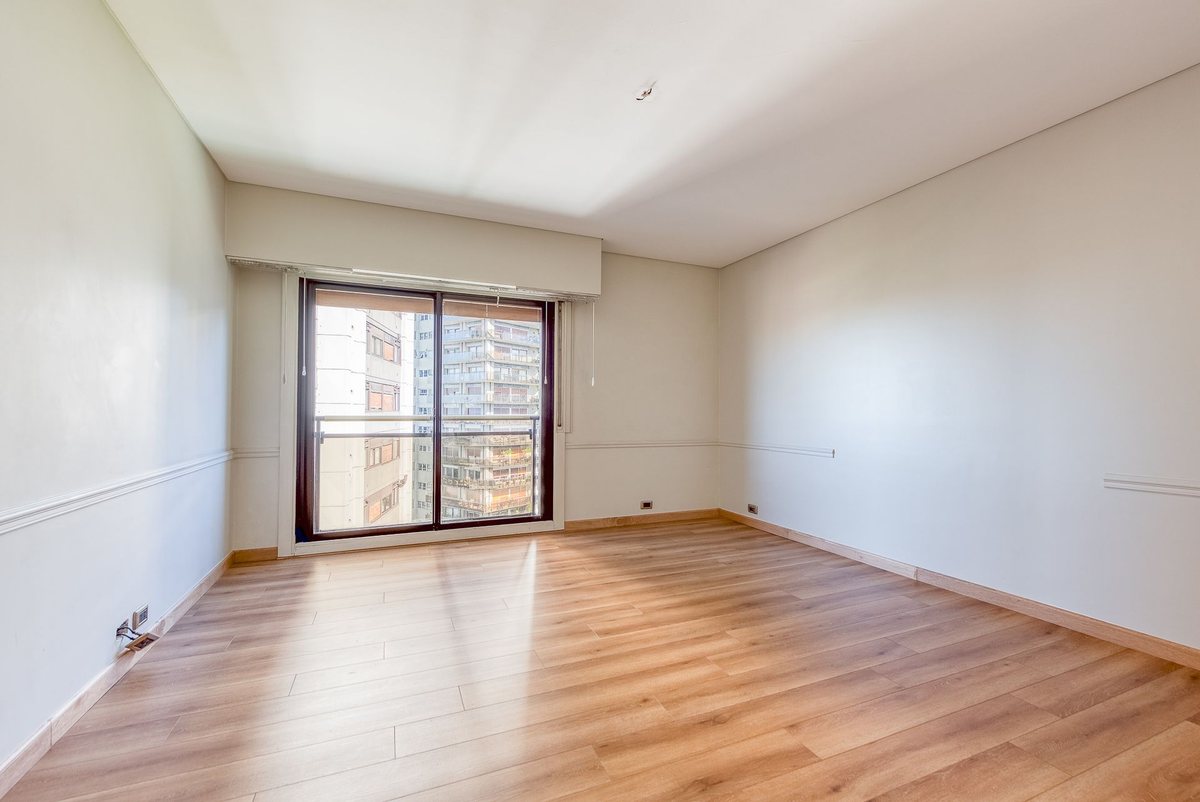 Foto 32 — VENTA DEPTO 5 AMB CON COCH 2/DEP. AV. LIBERTADOR