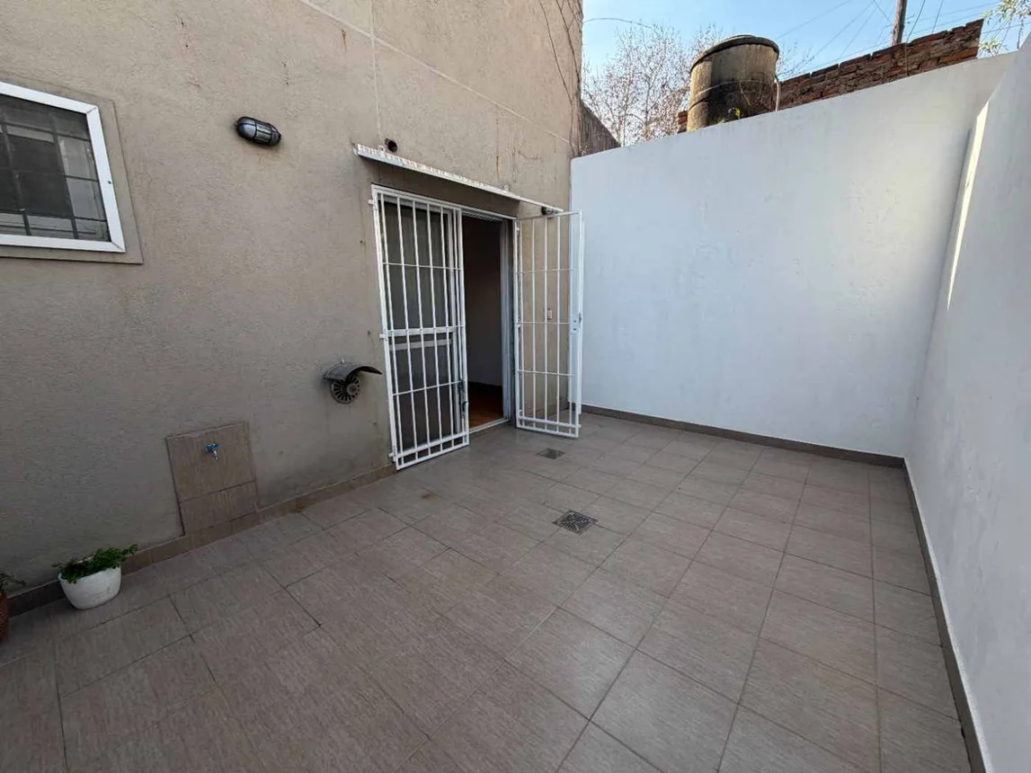 Departamento de 2 ambientes en venta en Lanús Oeste, Aristóbulo del Valle 700, foto 5