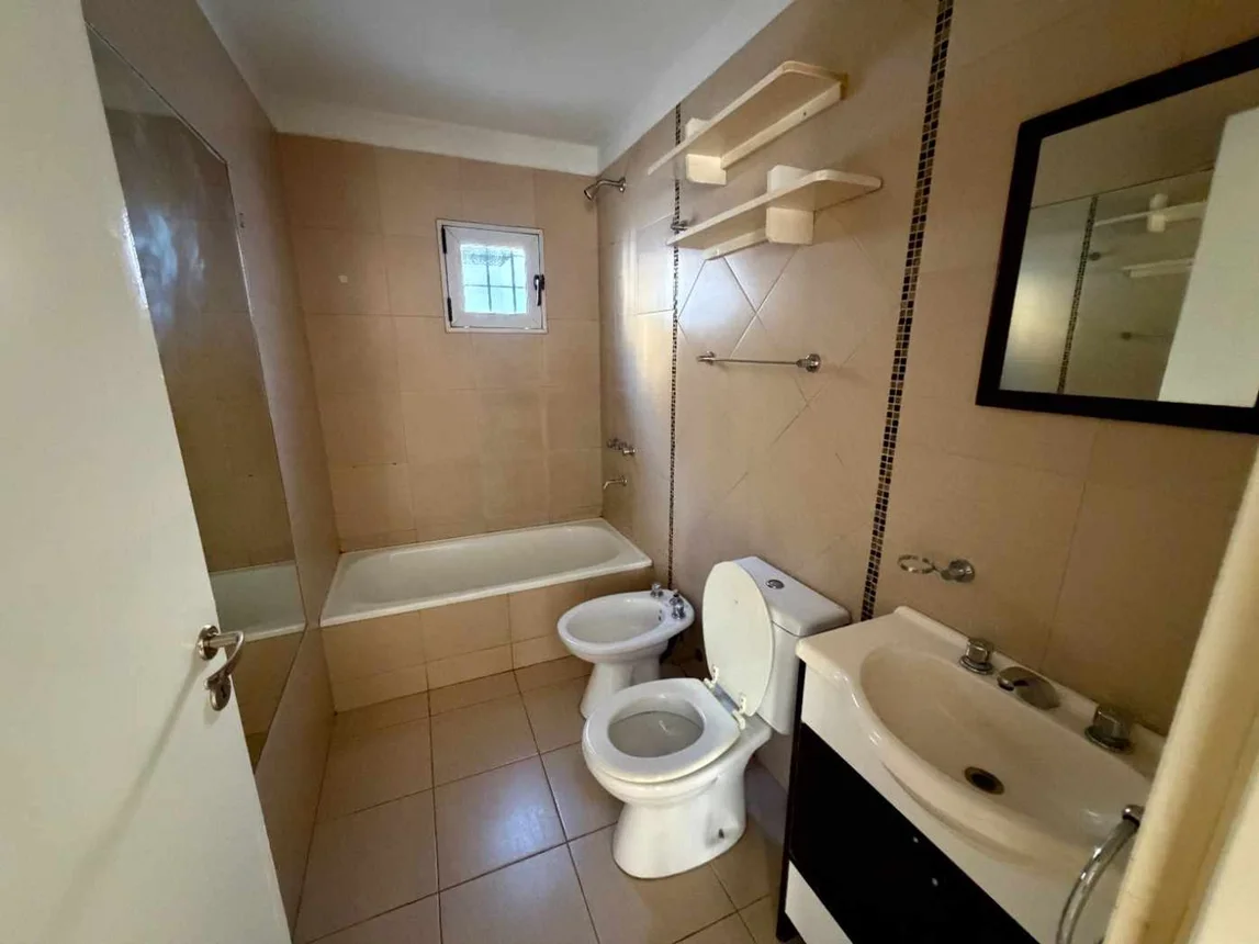 Departamento de 2 ambientes en venta en Lanús Oeste, Aristóbulo del Valle 700, foto 2