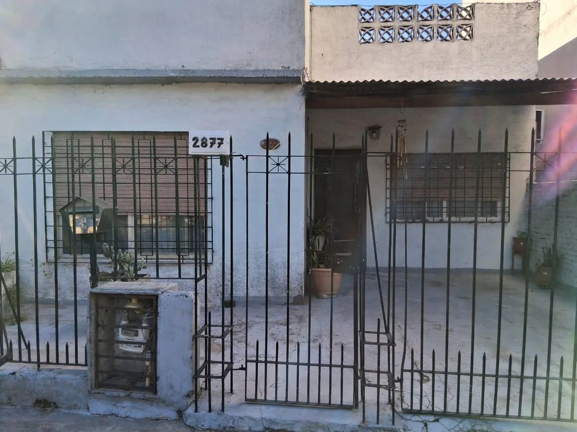 Casa de 6 ambientes en venta en Monte Chingolo, Coronel Juan N. Méndez 2800, foto 2