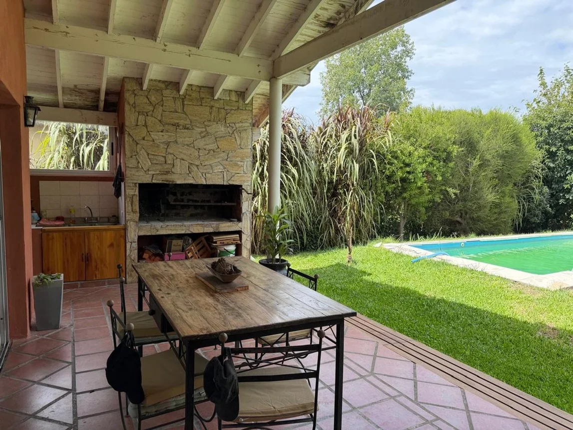 Casa en venta en Pilar, foto 5