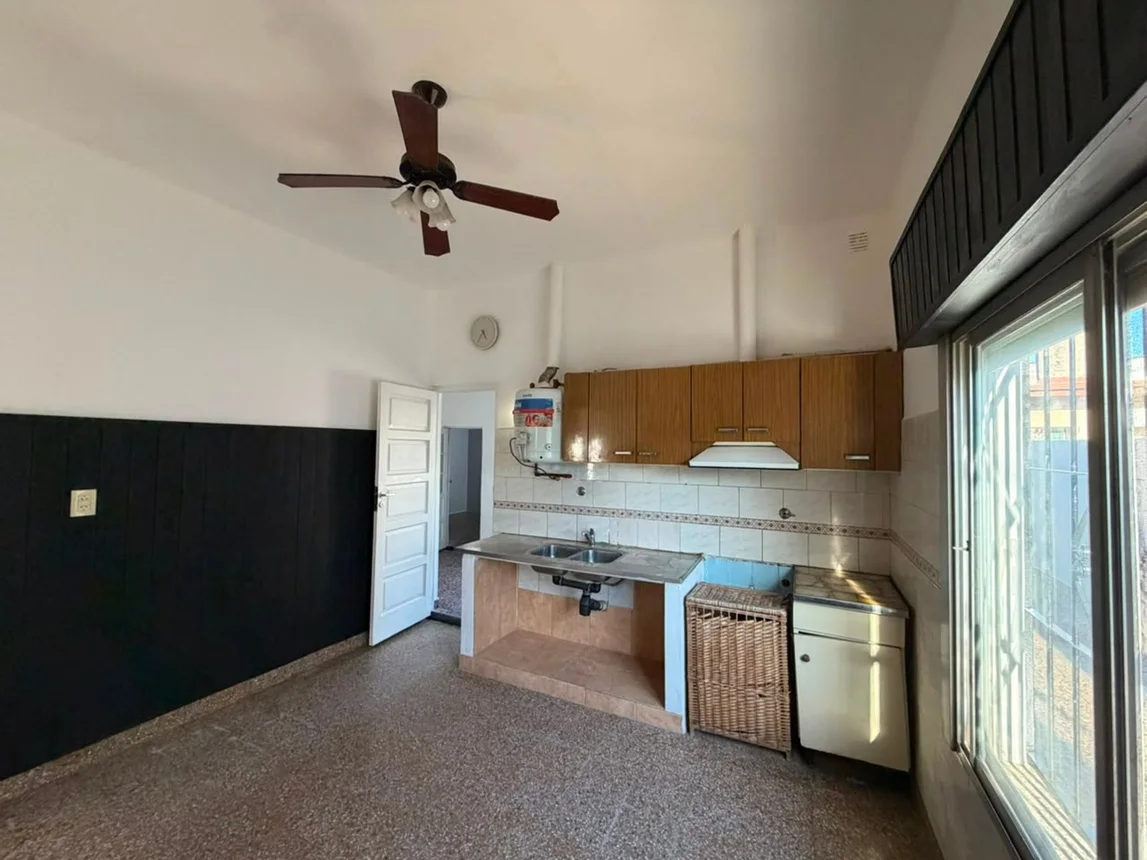 Casa de 3 ambientes en venta en Ezpeleta Este, Allison Bell 4100, foto 3