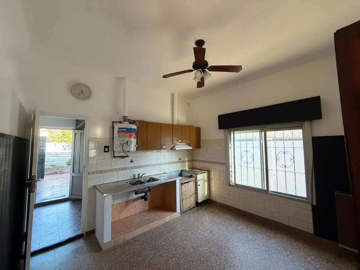Casa de 3 ambientes en venta en Ezpeleta Este, Allison Bell 4100, foto 4