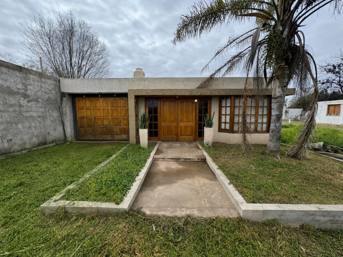 Venta casa barrio chateau los robles, foto 1
