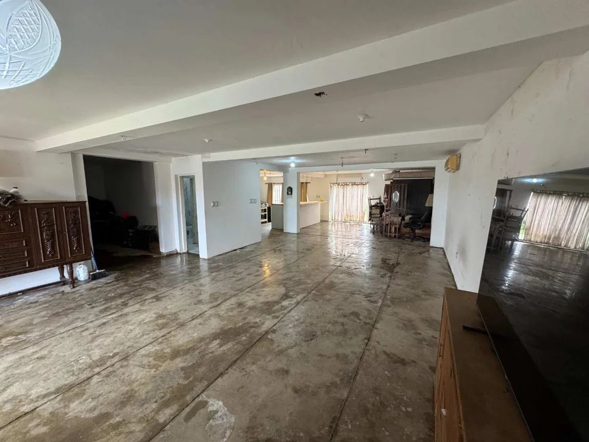 Venta casa barrio chateau los robles, foto 5