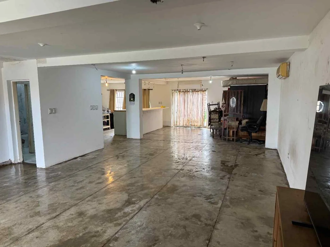 Venta casa barrio chateau los robles, foto 3