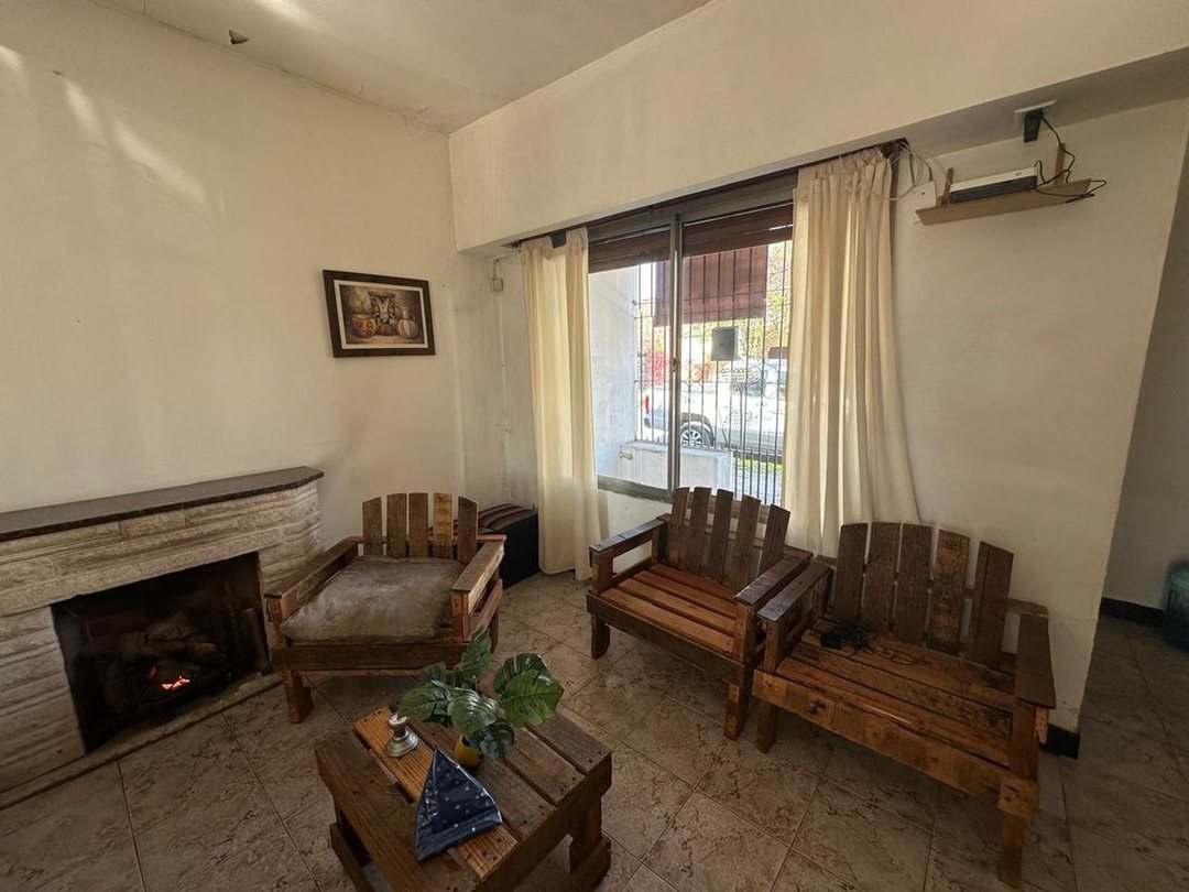 VENTA DE CASA 3 AMBIENTES MONTE GRANDE
