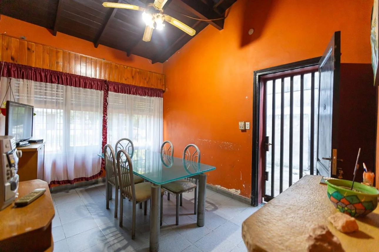 Casa en venta en Castelar, foto 4