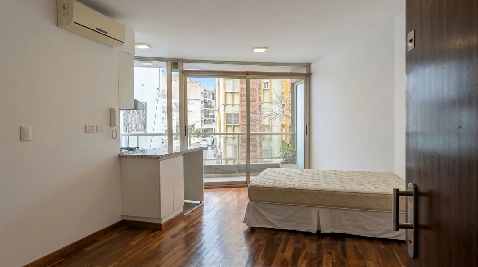 Monoambiente en venta - excelente zona, foto 1