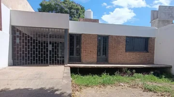 Venta casa 3 dormitorios Quebrada de las Rosas