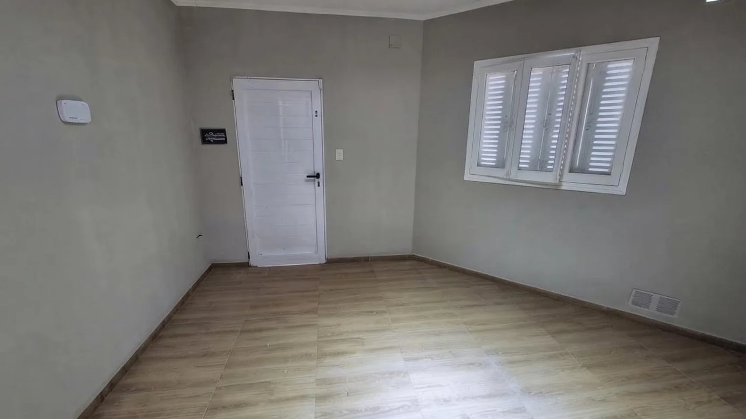 Casa de 3 ambientes en venta en Santa Fe, Padilla 2700, foto 2