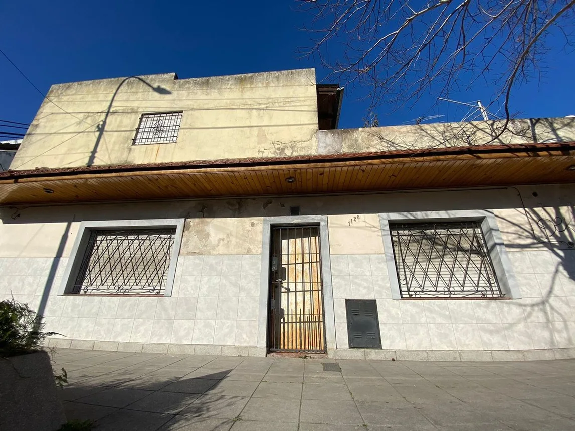 Casa de 2 ambientes en venta en Lanús Oeste, Presidente Quintana 1100