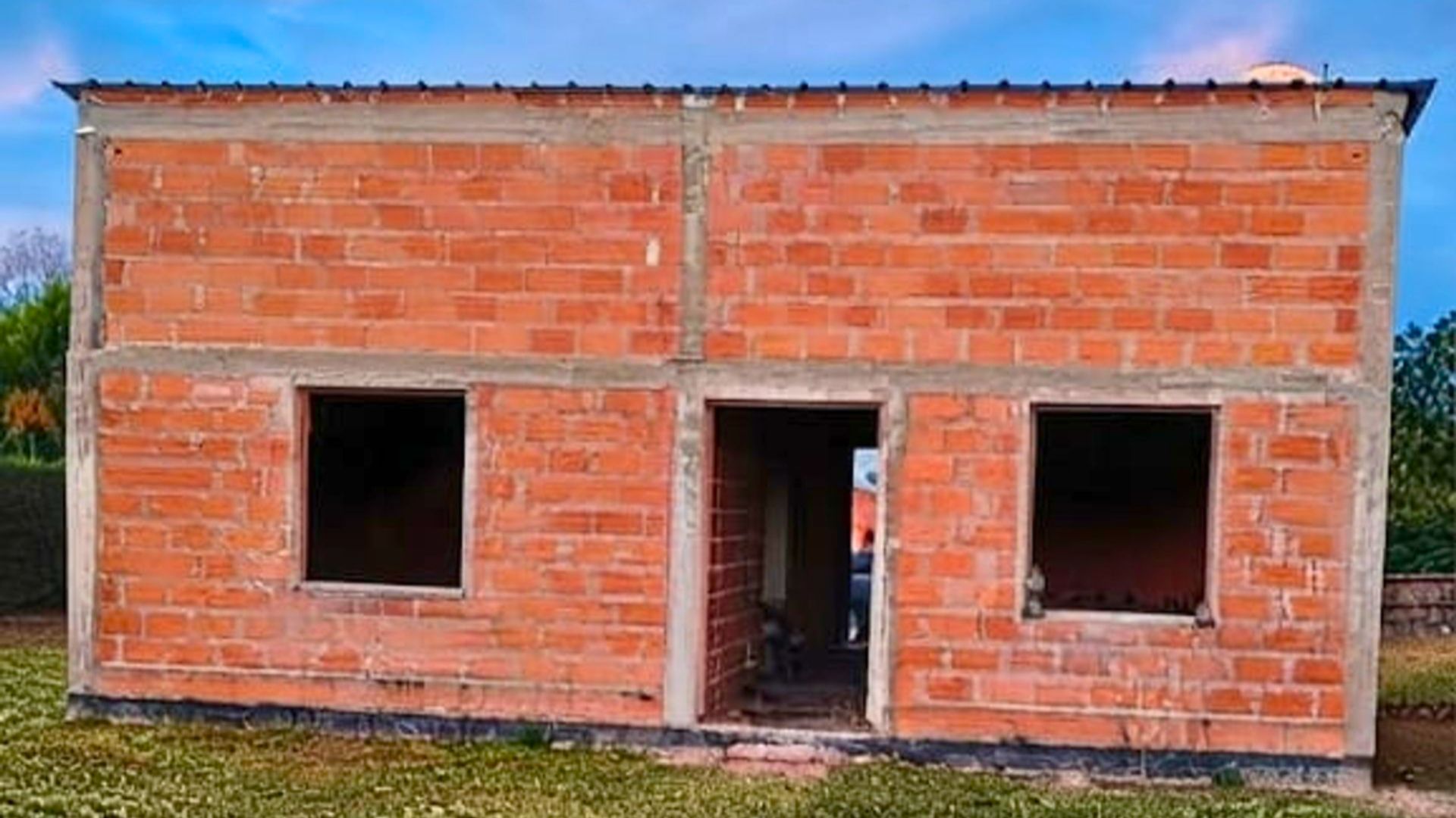 CASA EN VENTA 2 DORMITORIOS CERRILLOS - foto 2