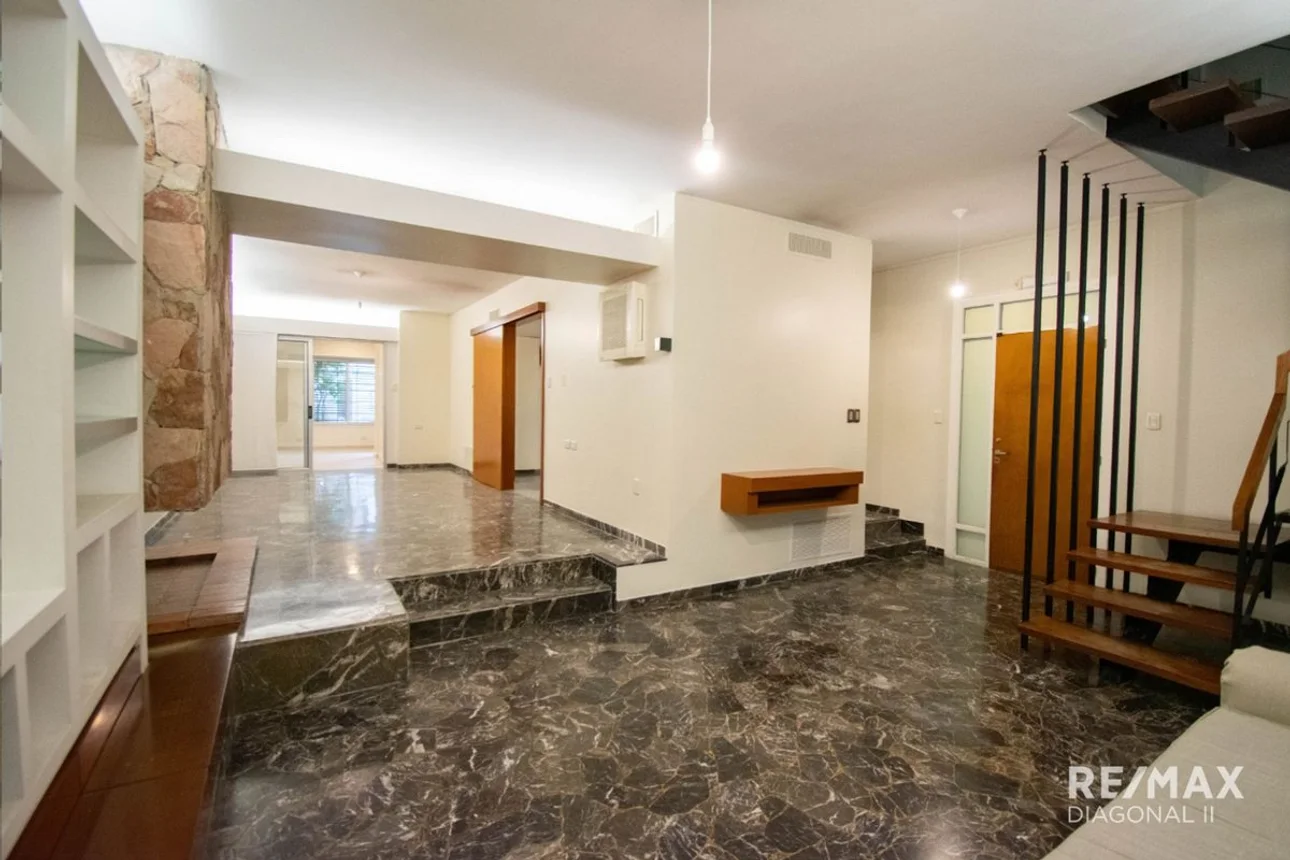 Casas en venta en la plata, foto 1