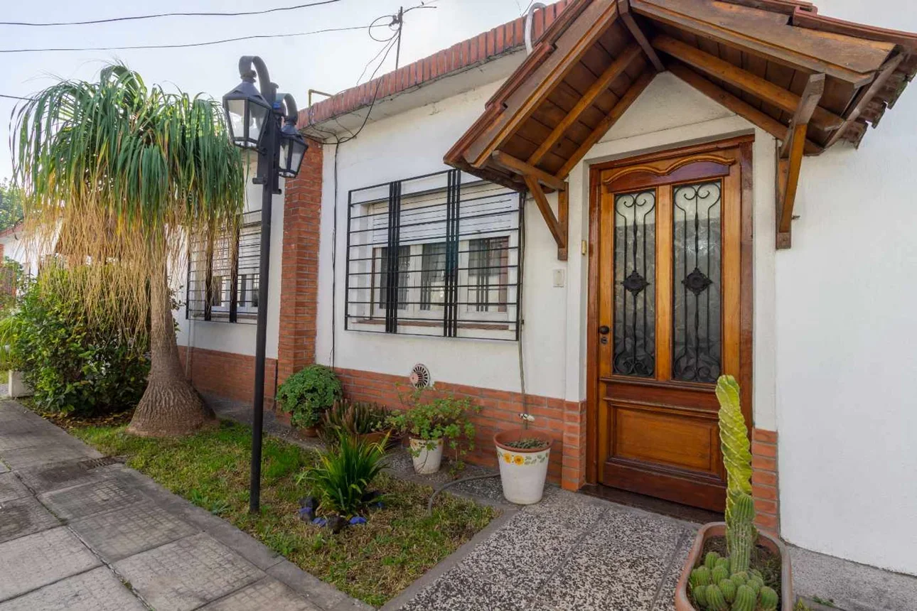 PH en venta en Morón