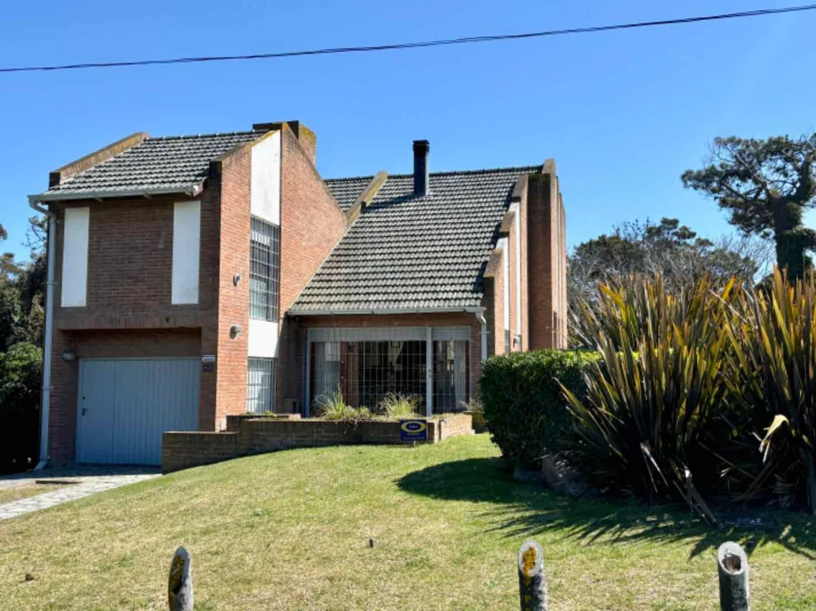 Casa en venta en Pinamar, foto 3