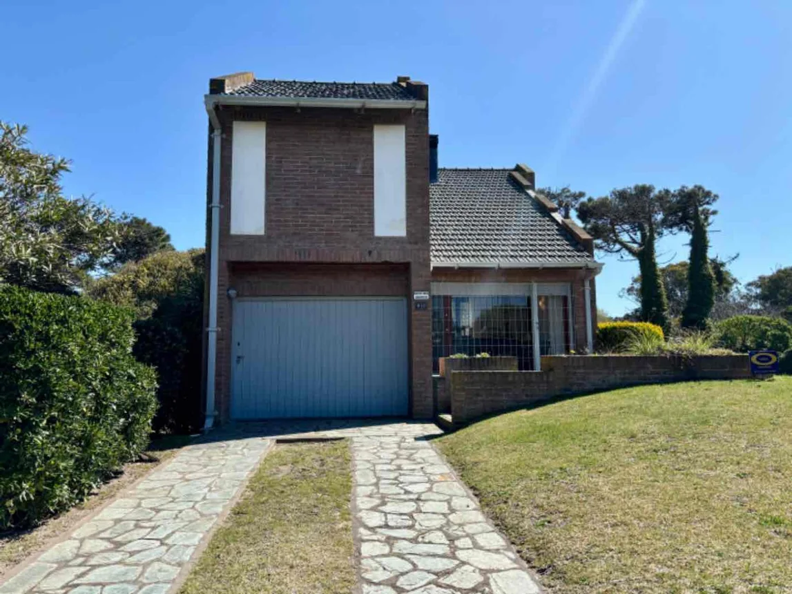 Casa en venta en Pinamar, foto 2