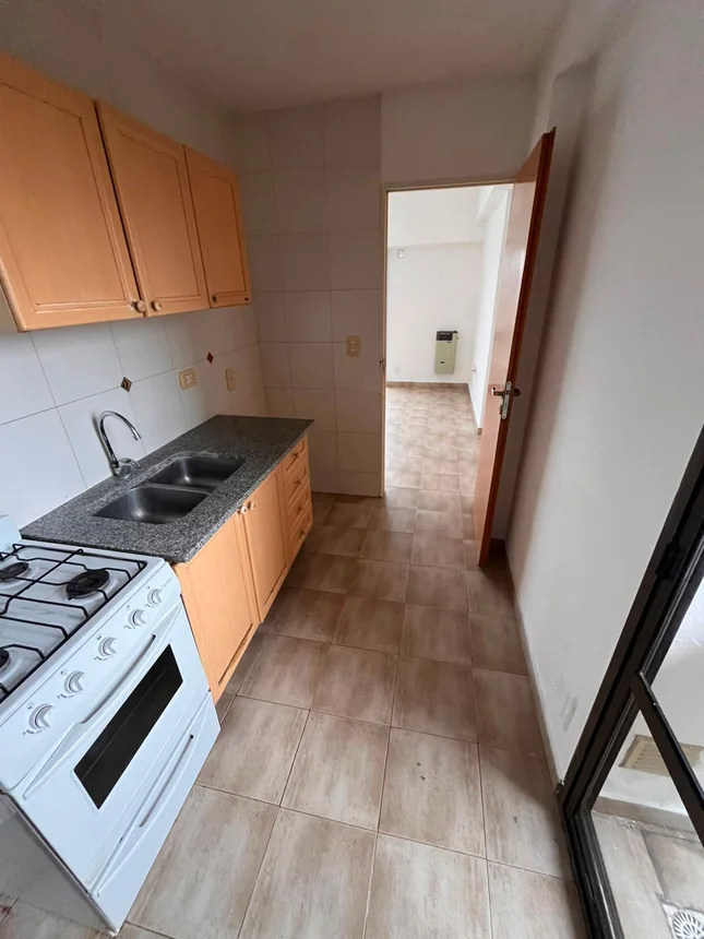 Departamento en alquiler en La Plata, foto 4