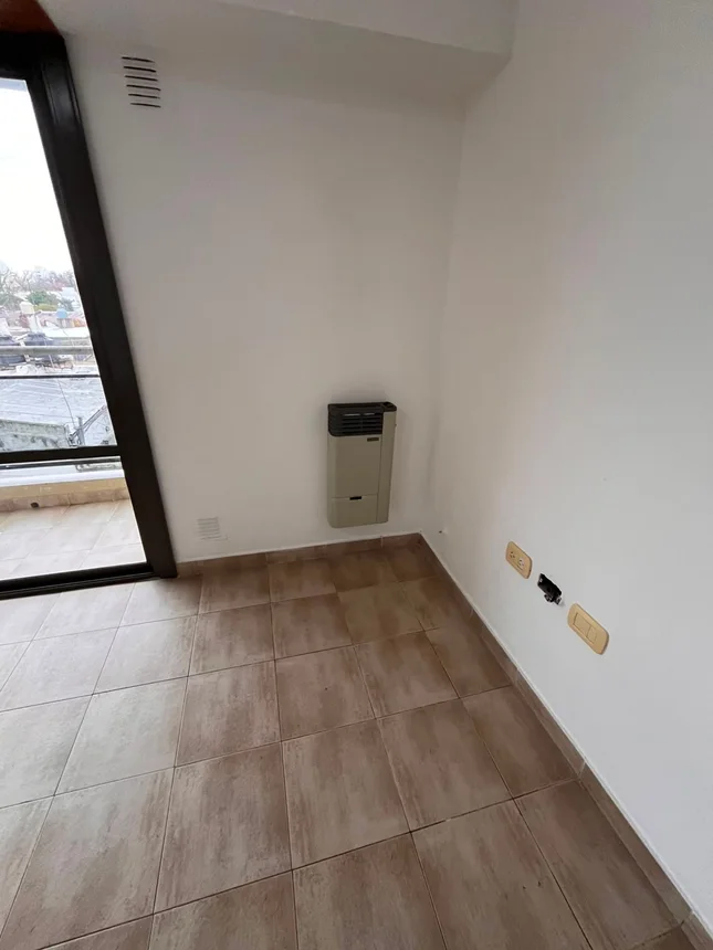 Departamento en alquiler en La Plata, foto 3