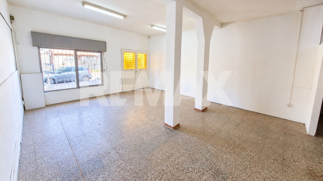 LOCAL COMERCIAL EN ALQUILER – CENTENARIO