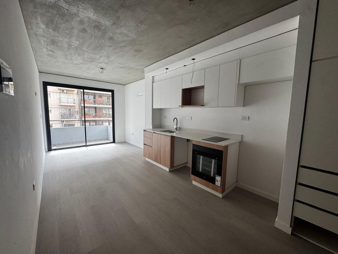 VENTA DEPARTAMENTO MONOAMBIENTE EN FLORES