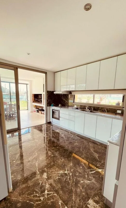Casa de 3 ambientes en venta en City Bell, 467 Entre 138 y 141 0, foto 2