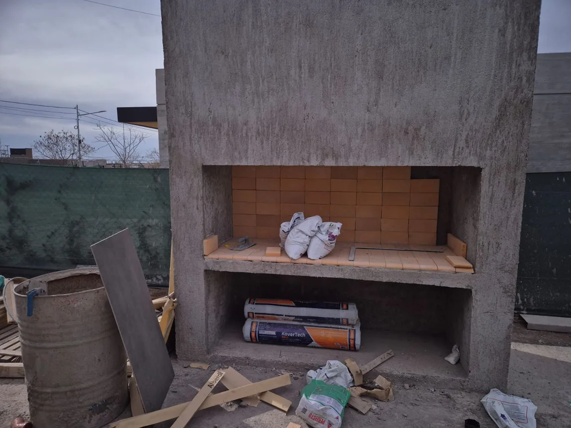 Casa de 5 ambientes en venta en Luján de Cuyo, Calle Paso. Maipu 100, foto 5
