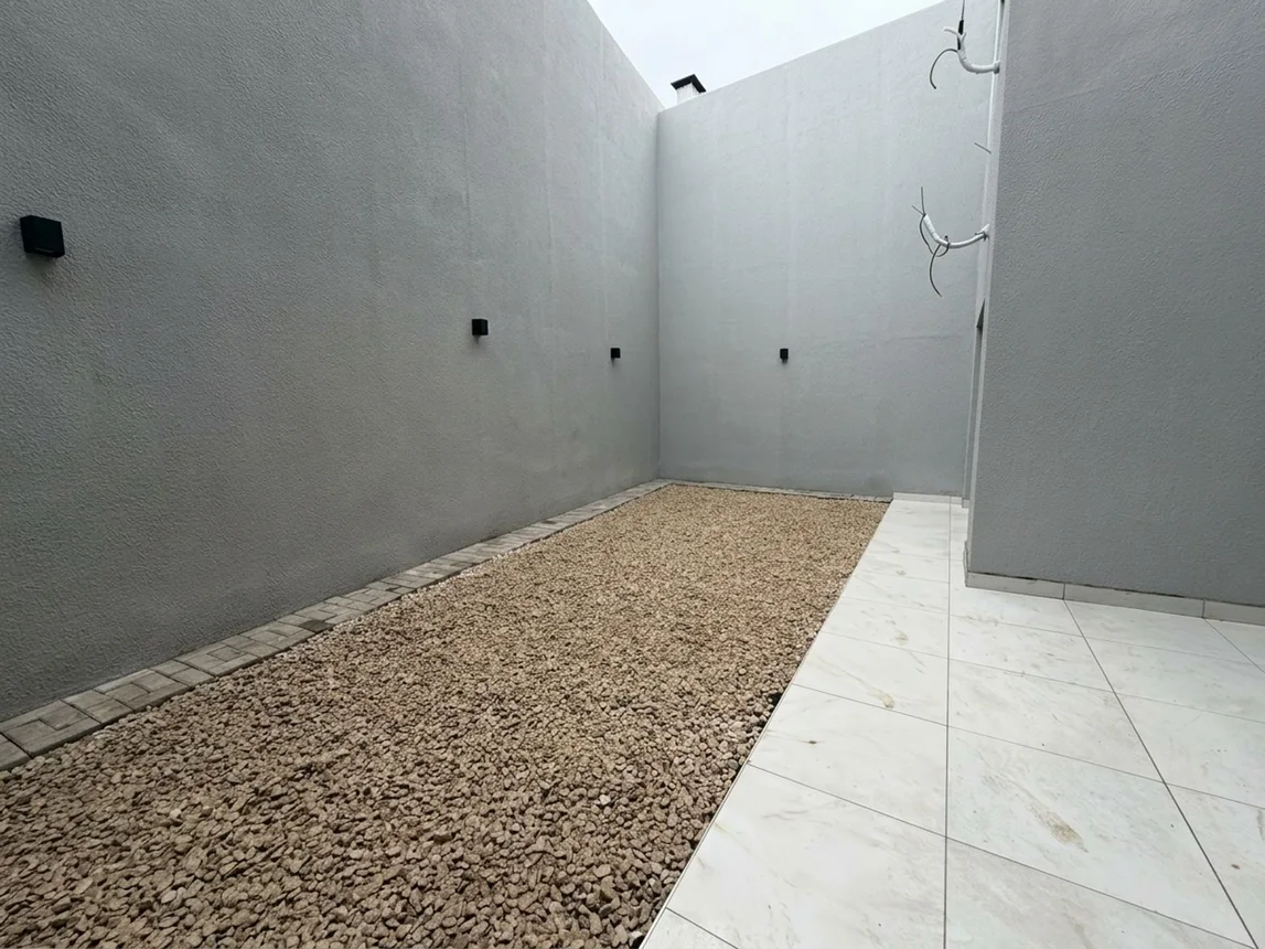 Departamento de 3 ambientes en venta en Monte Castro, Allende 2000