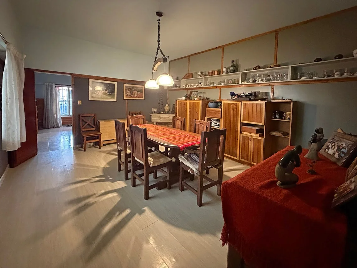 Casa de 5 ambientes en venta en Villa Real, Emeric Vidal 1500