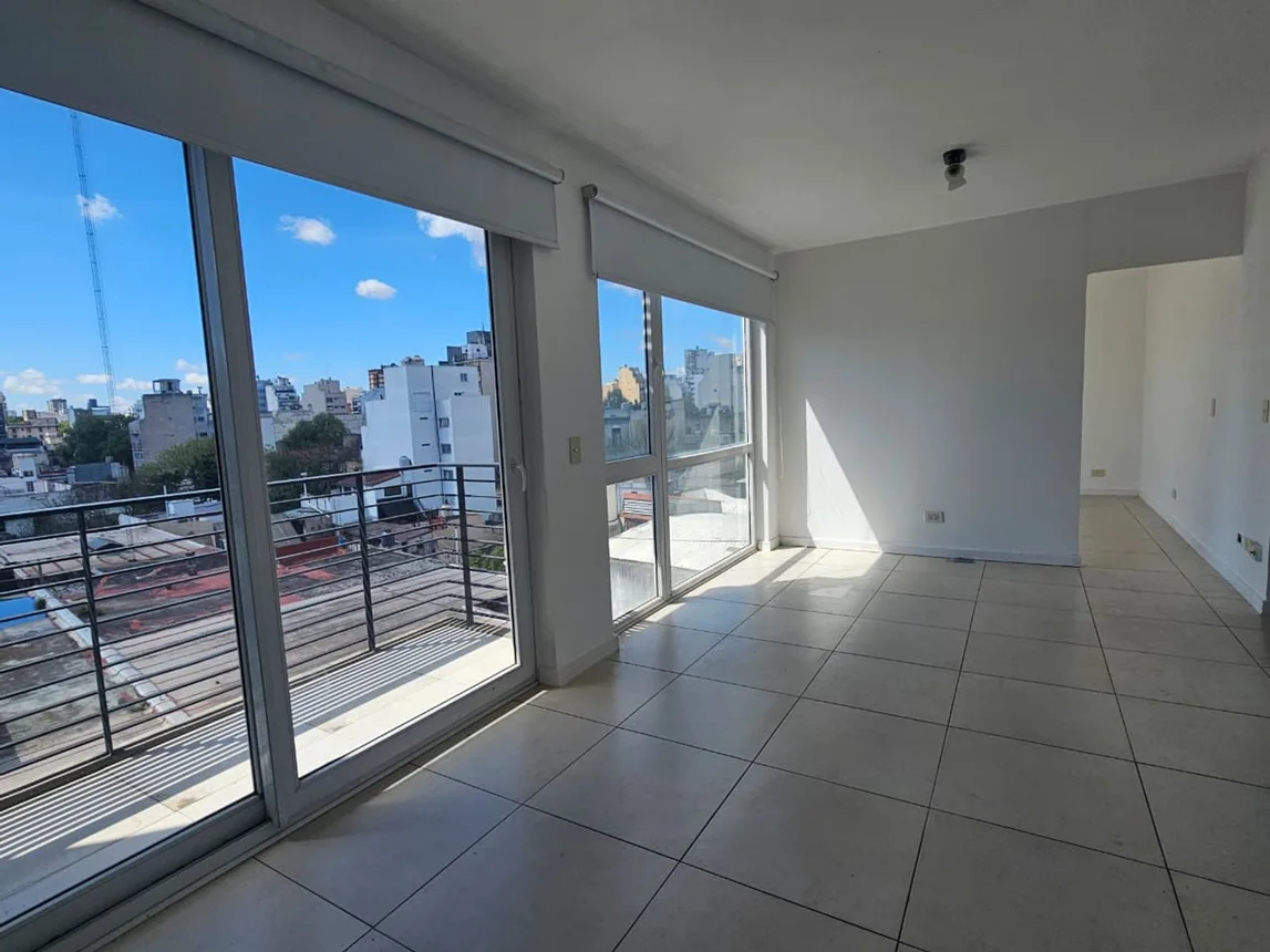 Departamento de 2 ambientes en alquiler en San Cristóbal, Avenida Jujuy 900, foto 2