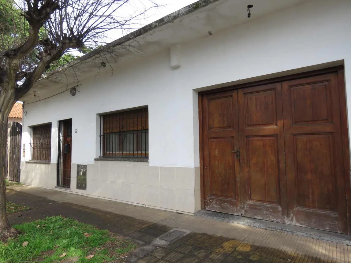 Casa en venta en Don Torcuato, foto 2