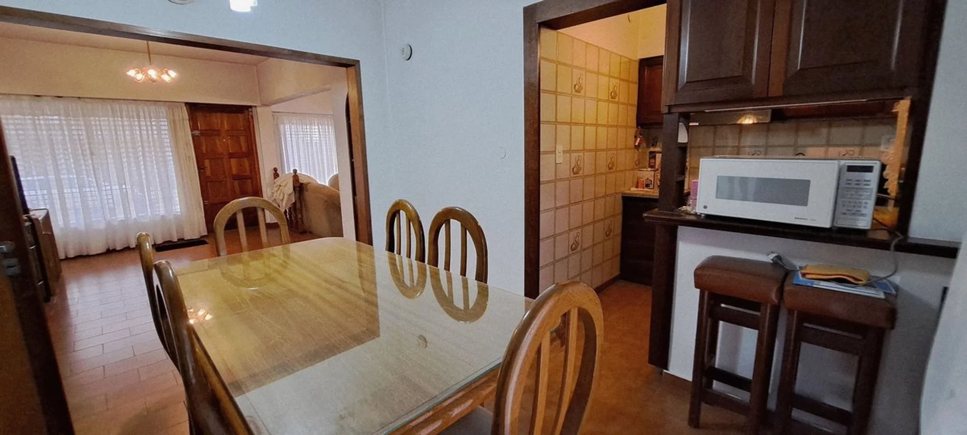 Casa de 4 ambientes en venta en Bernal Oeste, Liniers 800, foto 4